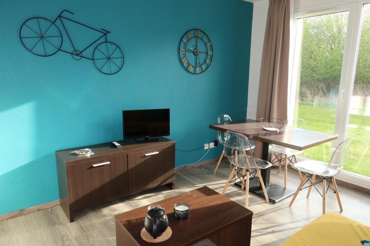 Charmant 2 Pieces Proche D Honfleur, Piscine En Saison, Parking Gratuit, Wifi Equemauville Exterior photo